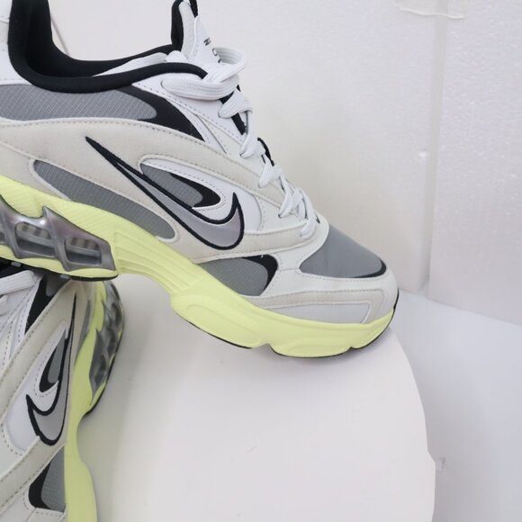 Nike Women`s Zoom Air Fire Particle Grey Running Shoes DV1129-003 size us 11 - Picture 6 of 8